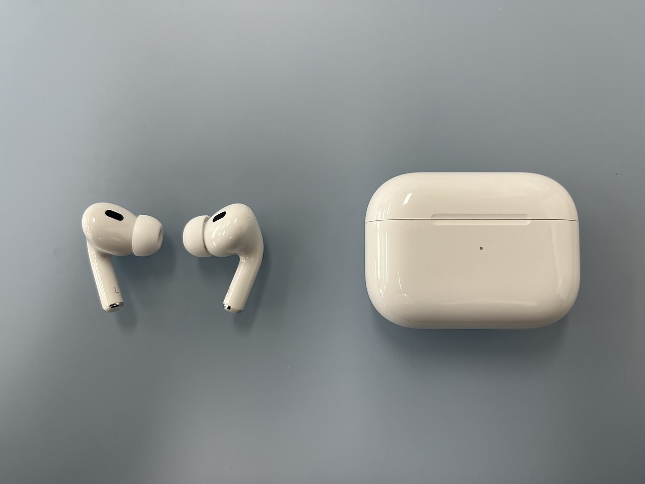 ایرپاد پرو اپل مدل AirPods Pro 2 با کیس MagSafe – تصویر 1